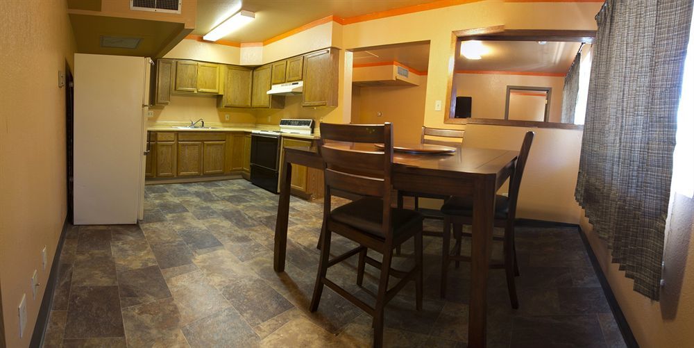 Capitol Inn & Suites Pierre Εξωτερικό φωτογραφία