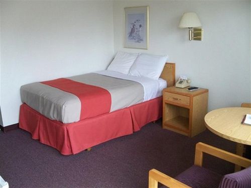 Capitol Inn & Suites Pierre Εξωτερικό φωτογραφία